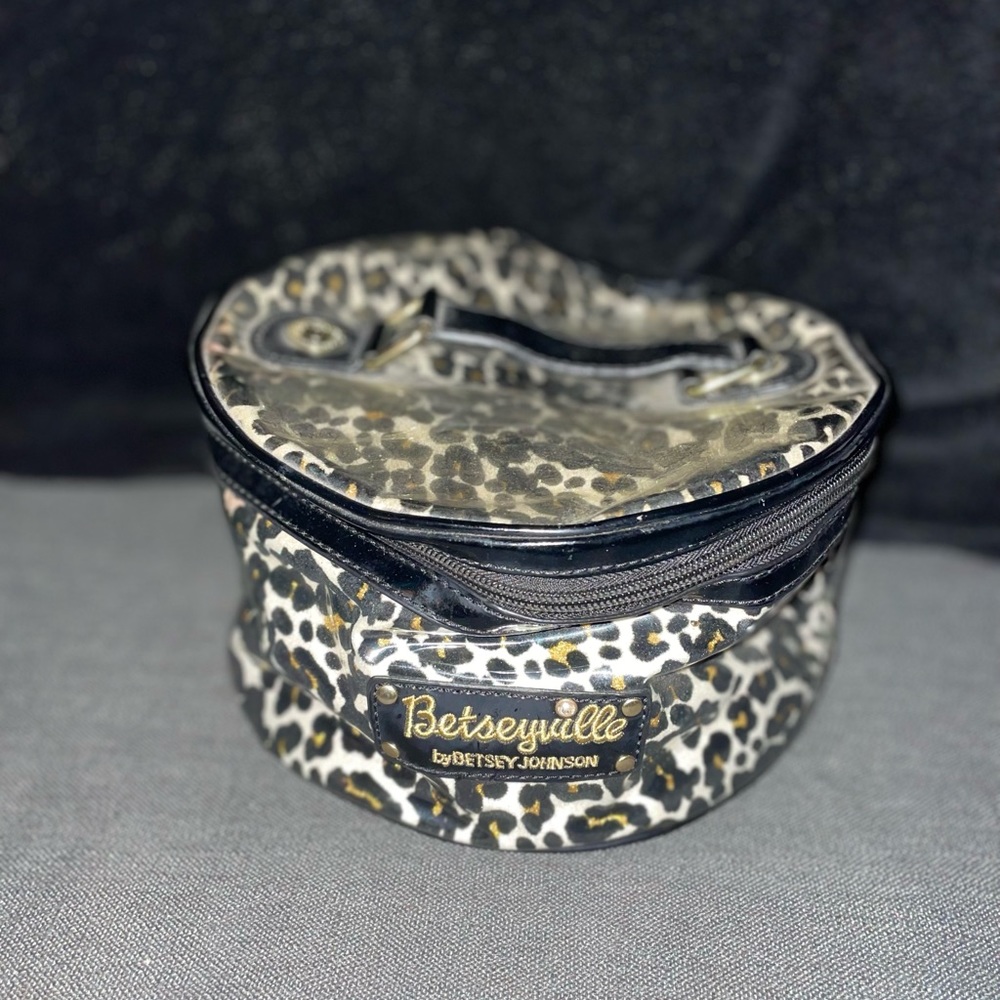 Betsey Johnson Leopard Print Cosmetic Bag Zip Around